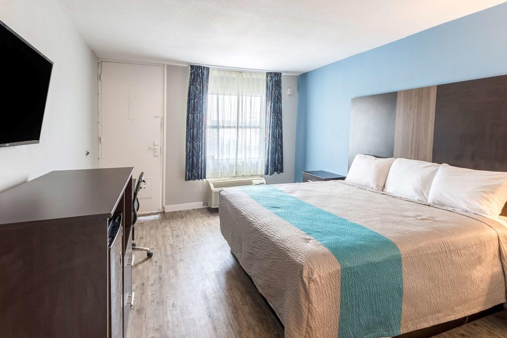 Econo Lodge Mineral Wells Экстерьер фото